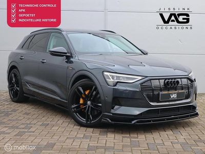 Grijs Occasion 2022 Audi e-tron S-Line SUV | € 38.899 (Iets duurder)