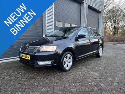Zwart Occasion 2016 Skoda Rapid Joy Hatchback | € 7.900 (Eerlijke prijs)