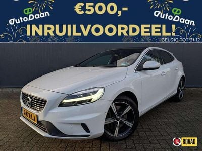Wit Gebruikt 2019 Volvo V40 R-Design Hatchback | € 16.950 (Goede deal)