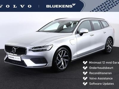 tweedehands Volvo V60 T6 Recharge Momentum Pro - IntelliSafe Assist & Surround - 360º Camera - Parkeersensoren voor & achter - Elektr. inklapbare trekhaak - 18' LMV