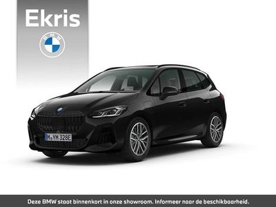 Zwart (metallic) Nieuw 2025 BMW 230 Comfort Edition Stationwagen | € 67.217