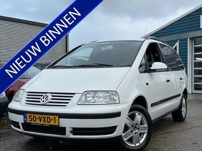 tweedehands VW Sharan VAN 2.0 TDi 140PK Trendline I ECC | LMV | Trekhaak | BTW Vrij