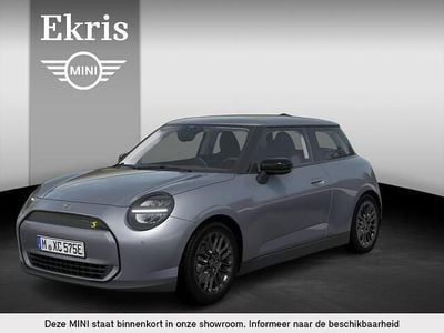 Zilver Nieuw 2025 Mini Cooper SE Essential Hatchback | € 33.086 (Super prijs)