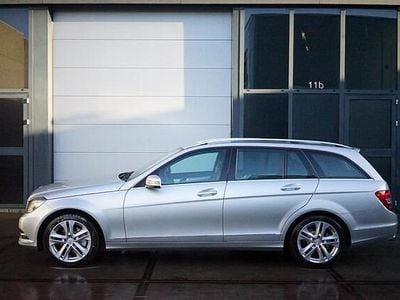 Zilver Occasion 2014 Mercedes C200 Avantgarde Stationwagen | € 15.900 (Goede deal)