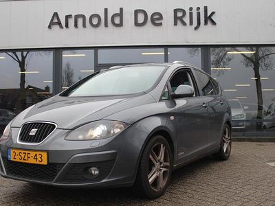 Occasion Seat Altea XL 105 PK (77 kW) 2015 Grijs MPV