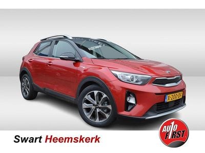 Rood Occasion 2019 Kia Stonic SUV | € 15.900 (Iets duurder)
