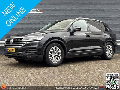 Zwart Occasion 2018 VW Touareg R-line SUV | € 22.950