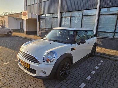 Wit (metallic) Occasion 2012 Mini One Clubman Business Stationwagen | € 4.500 (Goede deal)