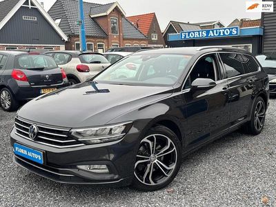 Grijs Occasion 2020 VW Passat Stationwagen | € 17.245 (Goede deal)