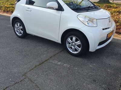 Toyota iQ