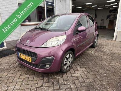 Occasion Peugeot 107 Active 68 PK (50 kW) 2012 Paars Hatchback