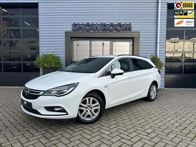 Wit Gebruikt 2018 Opel Astra Business Stationwagen | € 7.900 (Eerlijke prijs)