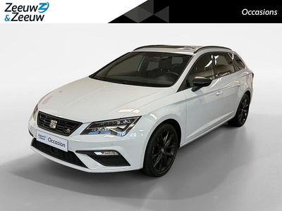 Dynamic grey Occasion 2020 Seat Leon ST Style Stationwagen | € 17.935