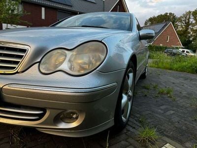 Mercedes C230