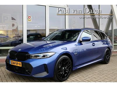 Blauw Occasion 2022 BMW 330 M Sport Stationwagen | € 39.890 (Iets duurder)