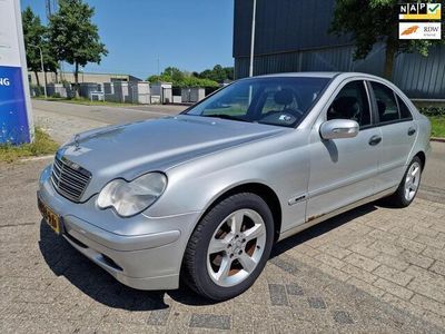 Mercedes C180