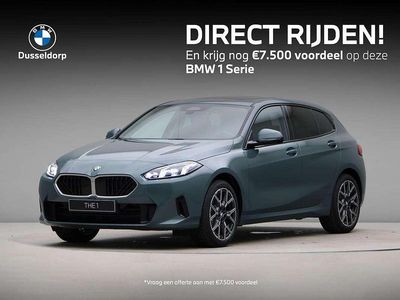 Groen Nieuw 2025 BMW 120 Comfort Edition Hatchback | € 52.175 (Goede deal)