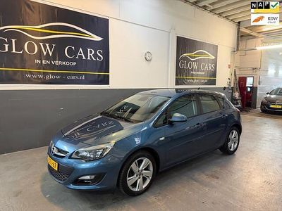Blauw Occasion 2013 Opel Astra Hatchback | € 5.450 (Eerlijke prijs)