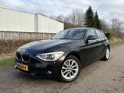 Zwart Occasion 2011 BMW 116 Basis Hatchback | € 5.650 (Eerlijke prijs)