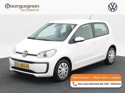 Wit Gebruikt 2017 VW up! move up! Hatchback | € 7.950 (Eerlijke prijs)