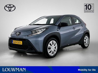 Grijs Occasion 2024 Toyota Aygo X Play SUV | € 16.445 (Goede deal)