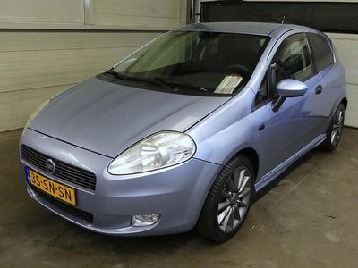 Blauw Occasion 2006 Fiat Grande Punto Hatchback | € 2.495 (Duur)