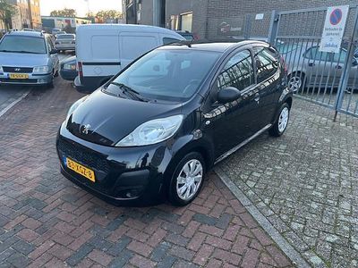 Occasion Peugeot 107 Access 68 PK (50 kW) 2012 Zwart (metallic) Hatchback