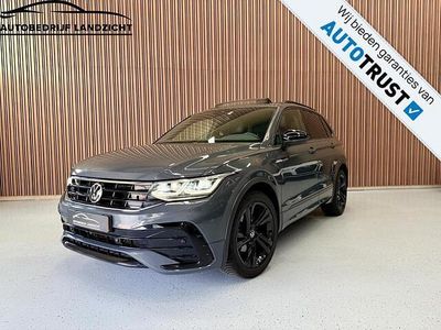 Grijs Gebruikt 2021 VW Tiguan R-line SUV | € 31.950 (Eerlijke prijs)