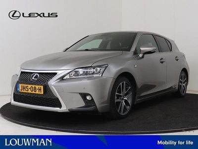 Grijs Gebruikt 2016 Lexus CT200h Sport Line Hatchback | € 19.950 (Eerlijke prijs)