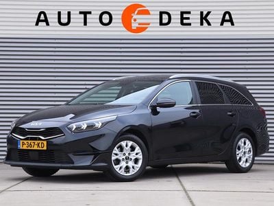 Zwart Occasion 2022 Kia Ceed Hatchback | € 16.850 (Eerlijke prijs)
