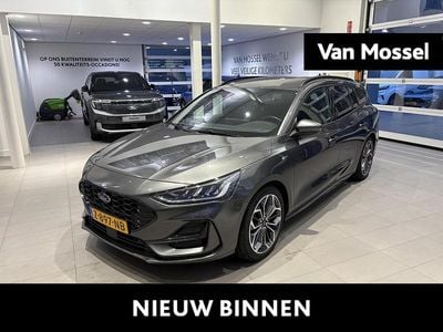 Grijs Occasion 2024 Ford Focus ST-Line X Stationwagen | € 25.945 (Eerlijke prijs)