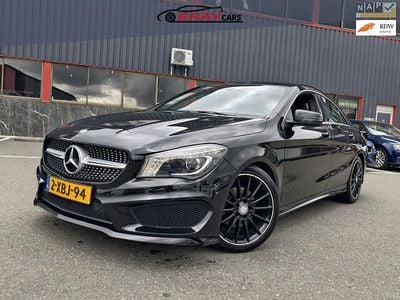 Zwart, metallic lak Occasion 2014 Mercedes CLA180 Ambition Sedan | € 14.499 (Duur)