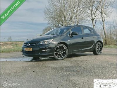 tweedehands Opel Astra 1.4 Turbo Business +