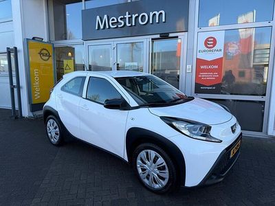 Wit Occasion 2022 Toyota Aygo X Play SUV | € 12.995 (Eerlijke prijs)