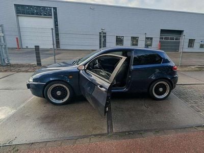 Alfa Romeo 147