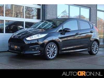 Zwart Occasion 2017 Ford Fiesta ST-Line Hatchback | € 9.295 (Goede deal)