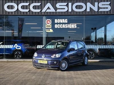 Blauw Gebruikt 2015 VW up! high up! Hatchback | € 7.950 (Eerlijke prijs)