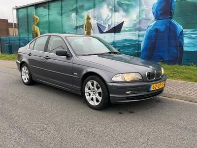 tweedehands BMW 320 3-SERIE i Executive