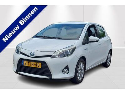 tweedehands Toyota Yaris 1.5 Full Hybrid Aspiration Automaat | Clima Control | Licht Metalen Velgen |