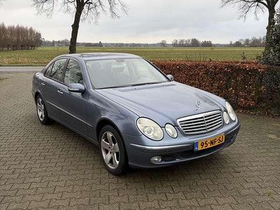Blauw Gebruikt 2003 Mercedes E240 Sedan | € 3.750 (Iets duurder)