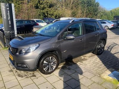 tweedehands Peugeot 2008 1.2 PureTech GT-Line automaat