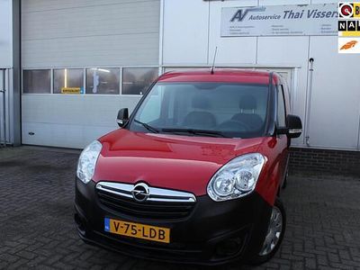 Rood Gebruikt 2018 Opel Combo MPV | € 6.950