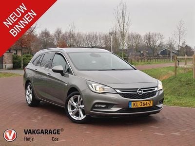 Bruin Gebruikt 2016 Opel Astra Innovation Stationwagen | € 7.495 (Eerlijke prijs)