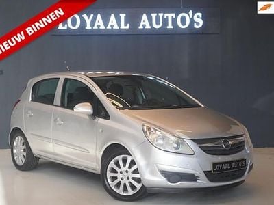 Grijs Occasion 2007 Opel Corsa Essentia Hatchback | € 2.750 (Eerlijke prijs)