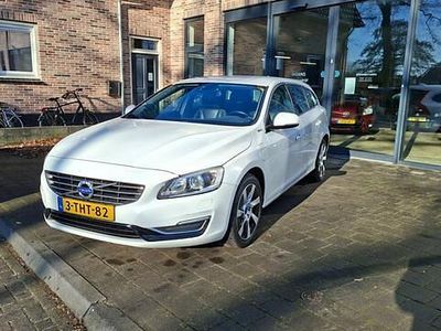 Occasion Volvo V60 Summum 215 PK (158 kW) 2014 Wit Stationwagen
