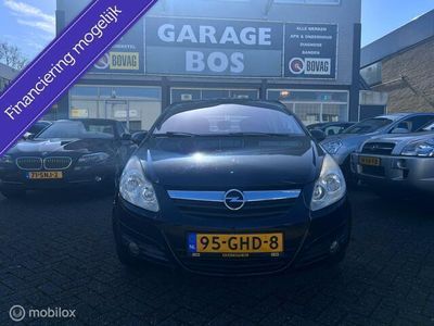 tweedehands Opel Corsa 1.4-16V Executive/Airco/Parkeersensor Achter