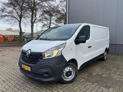 Wit Occasion 2015 Renault Trafic Komfort MPV | € 7.250 (Iets duurder)