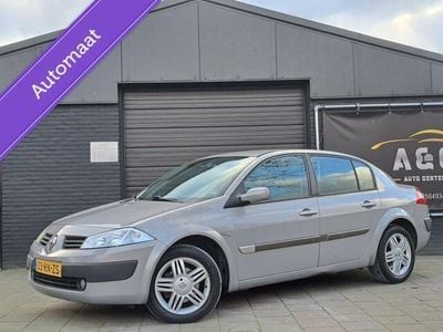 Beige Gebruikt 2005 Renault Mégane II Sedan | € 2.795 (Duur)