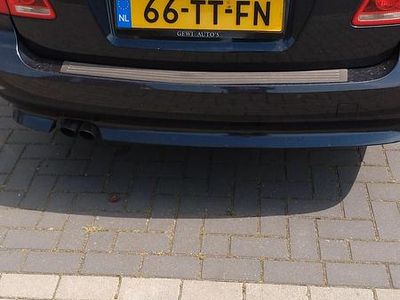 Blauw (metallic) Gebruikt 2007 BMW 523 Executive Stationwagen | € 4.250 (Eerlijke prijs)
