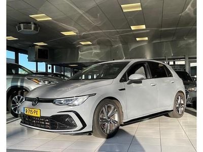 Occasion VW Golf VIII R-line 150 PK (110 kW) 2022 Grijs Hatchback
